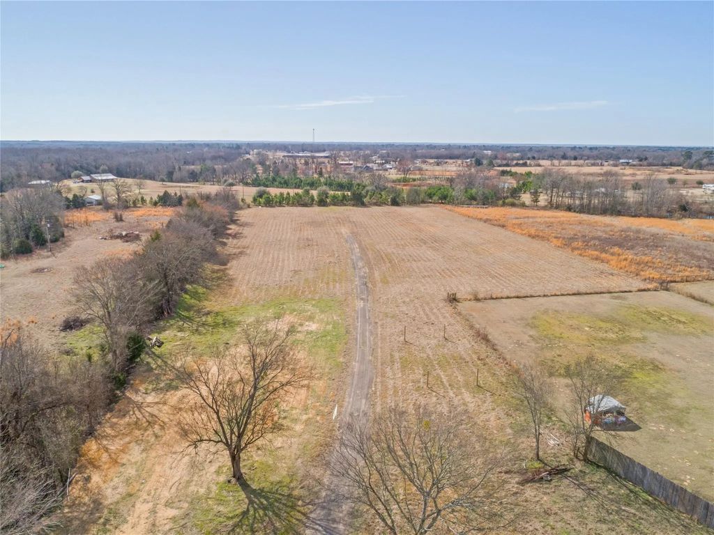 County Road 2375, Alba