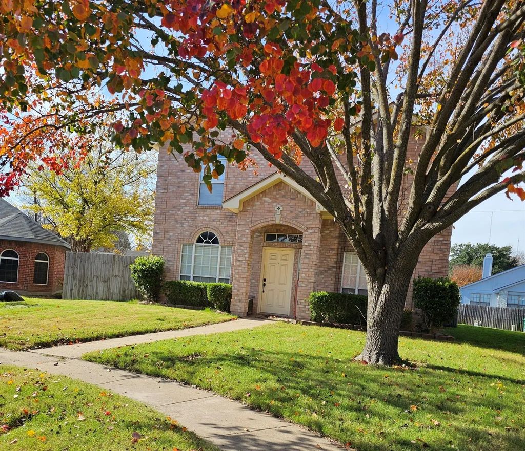 314 Stringer Drive, Cedar Hill