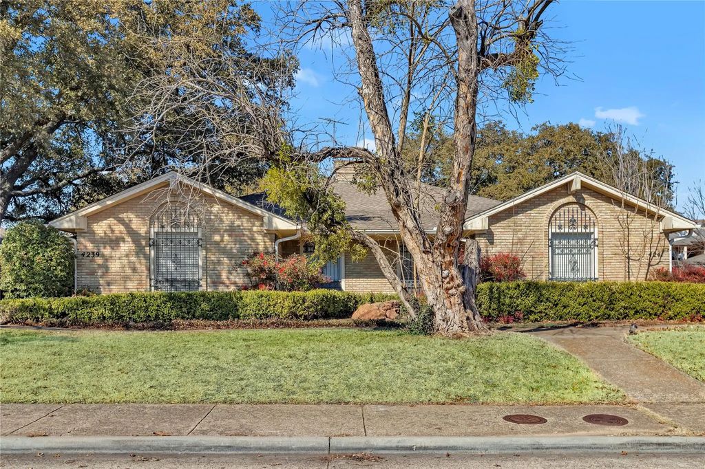 4239 Harvest Hill Road, Dallas