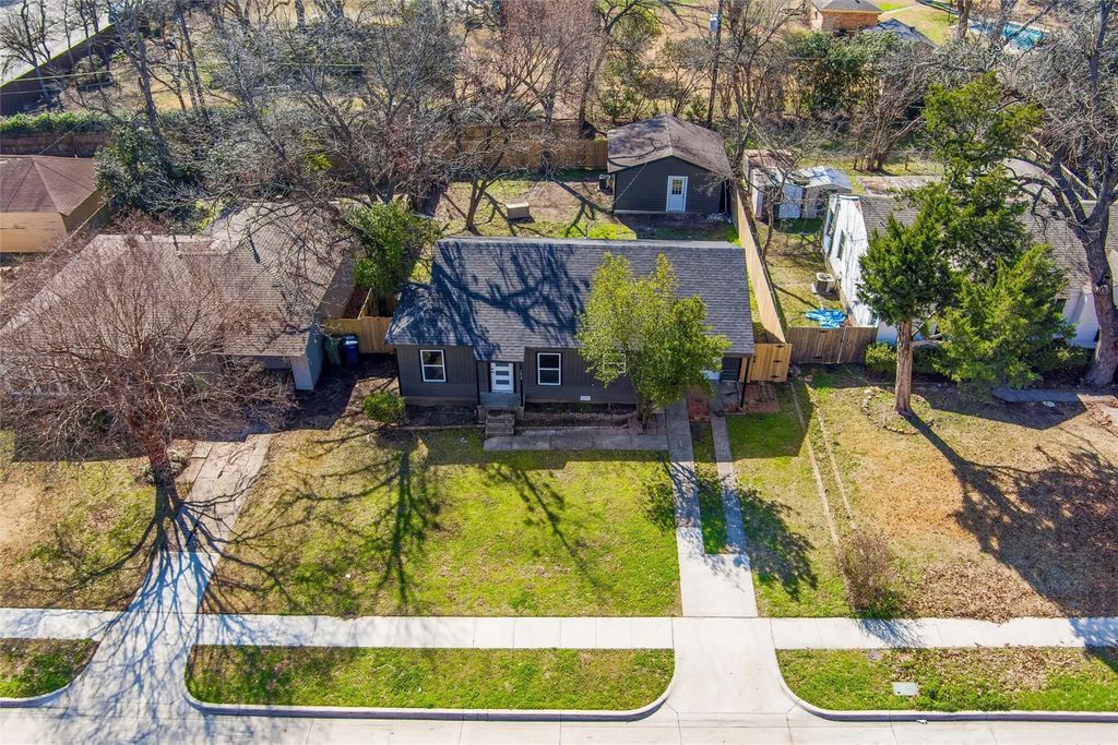 1410 Tanglewood Lane, Garland