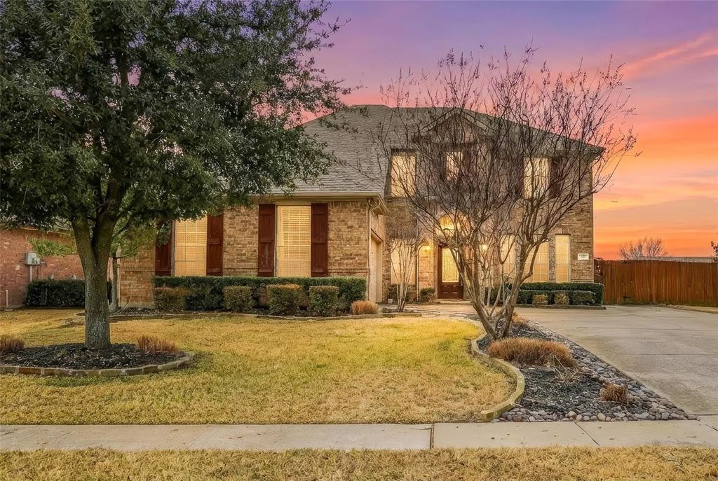 508 Lakeview Circle, Burleson