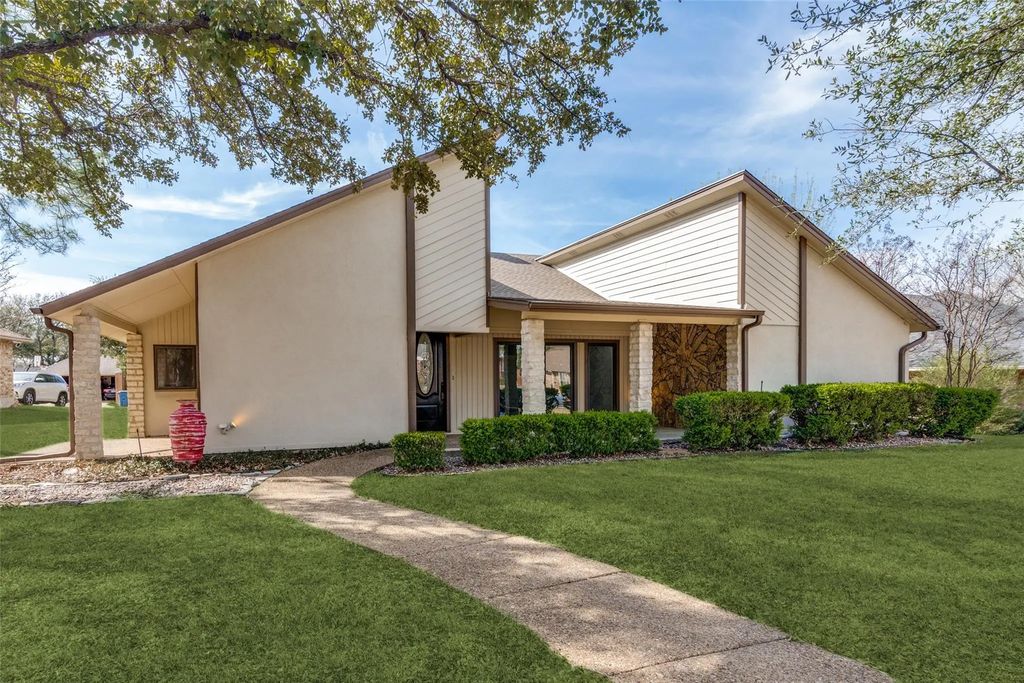 1720 Plummer Drive, Rockwall