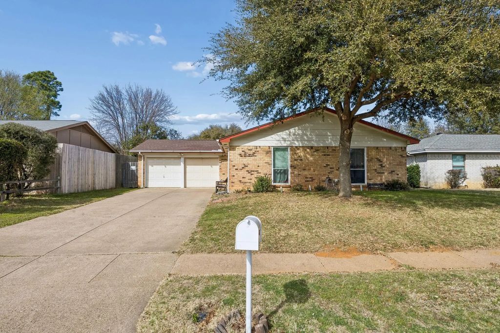 5713 Atlantis Terrace, Arlington