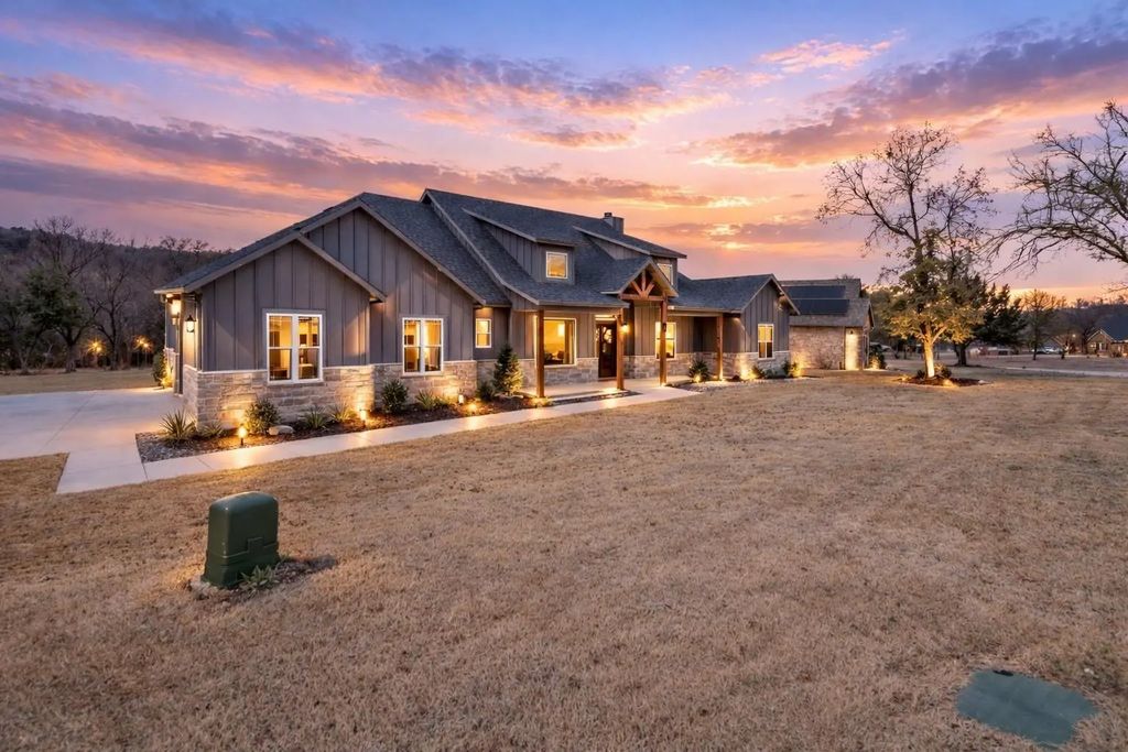 105 Bonita Drive, Springtown