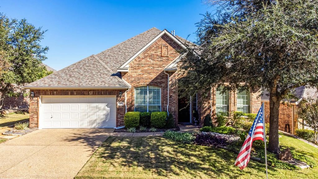 609 Pelican Hills Drive, Fairview