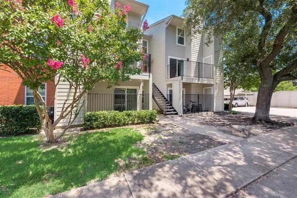 6900 Skillman Street 101, Dallas