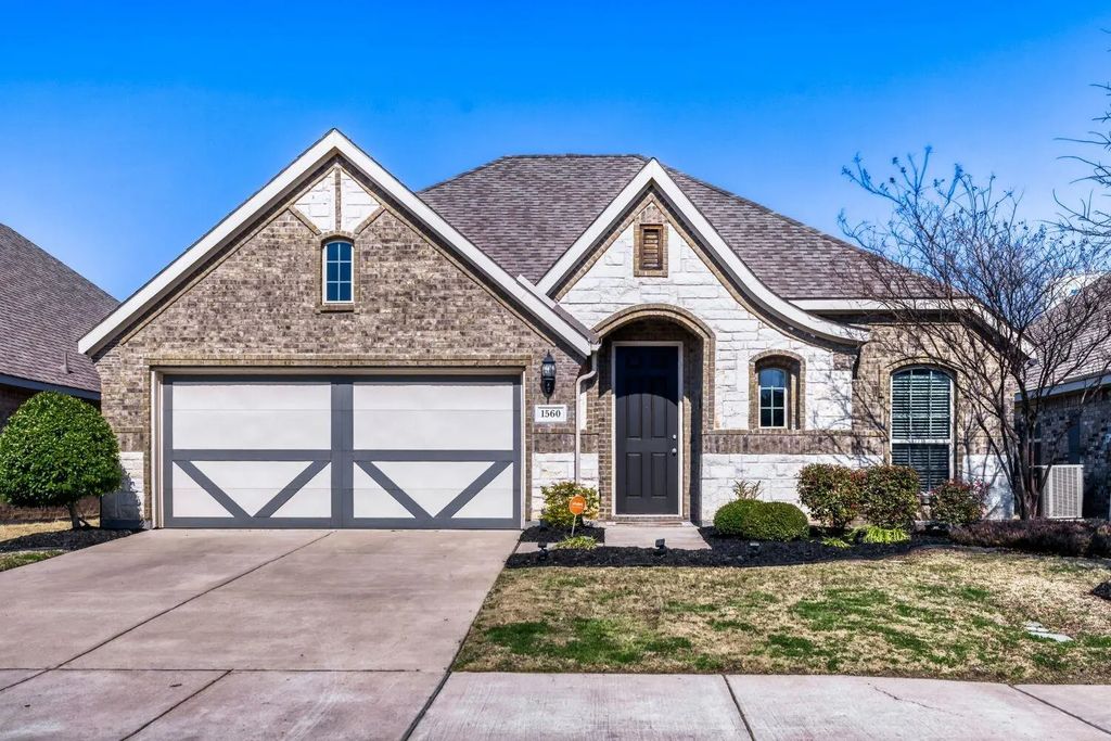 1560 Seminole Drive, Forney
