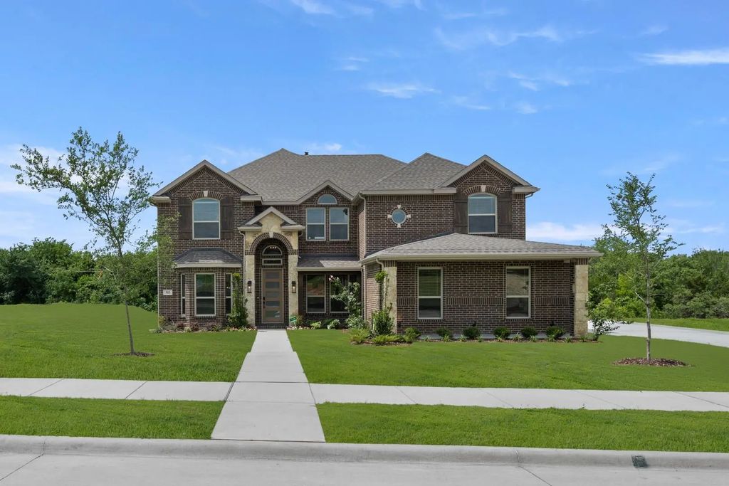 513 S Hidden Lakes Drive, DeSoto