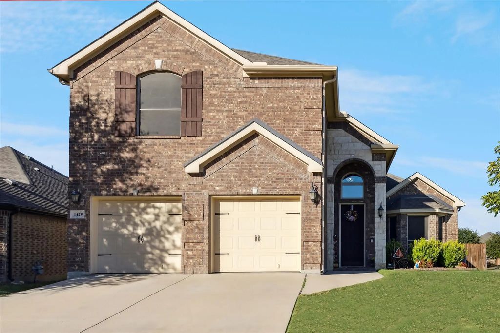 1425 Creosote Drive, Fort Worth