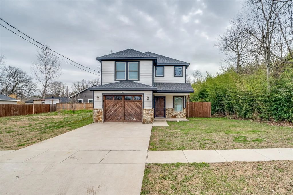 925 Jones Street, Greenville