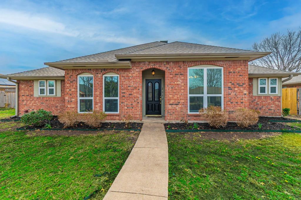 2532 Kingsridge Drive, Dallas