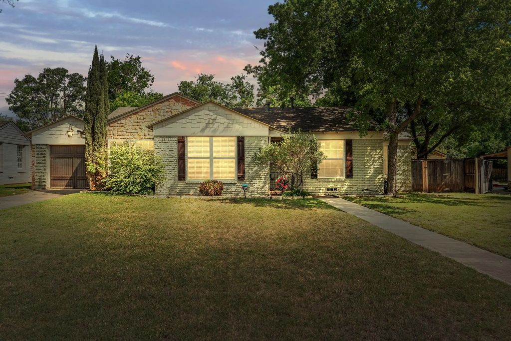 3566 Norfolk Road, Fort Worth
