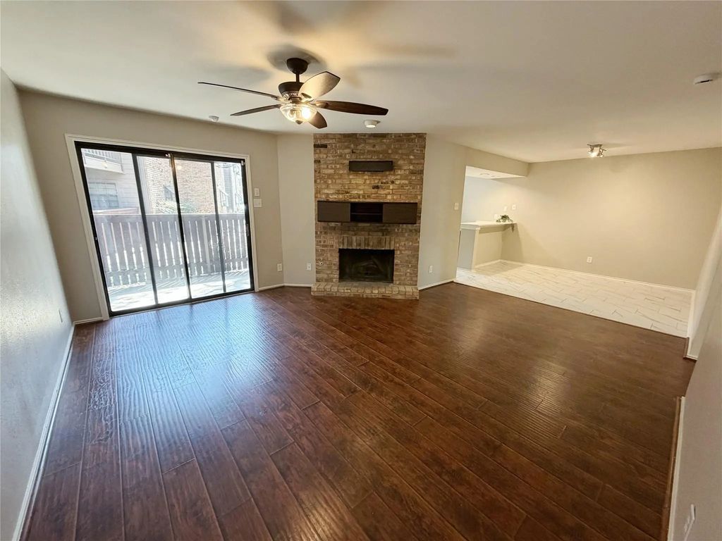 15221 Berry Trail 505, Dallas