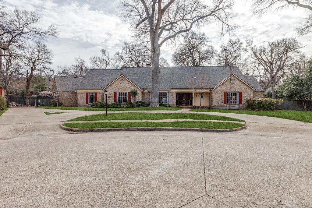 1005 Forest Grove Drive, Dallas
