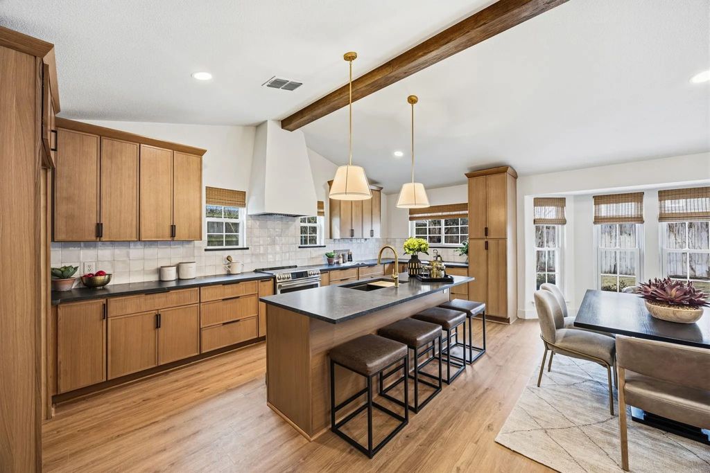 1817 Teton Drive, Grapevine