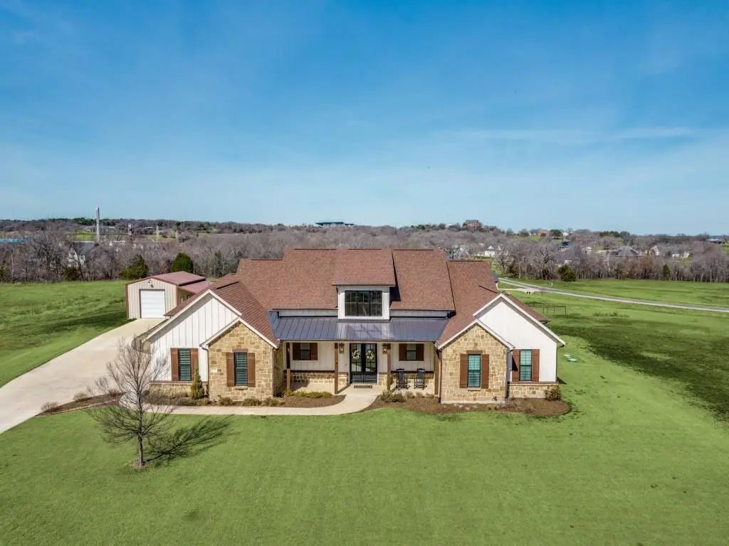 2000 Ragland Trail, Azle