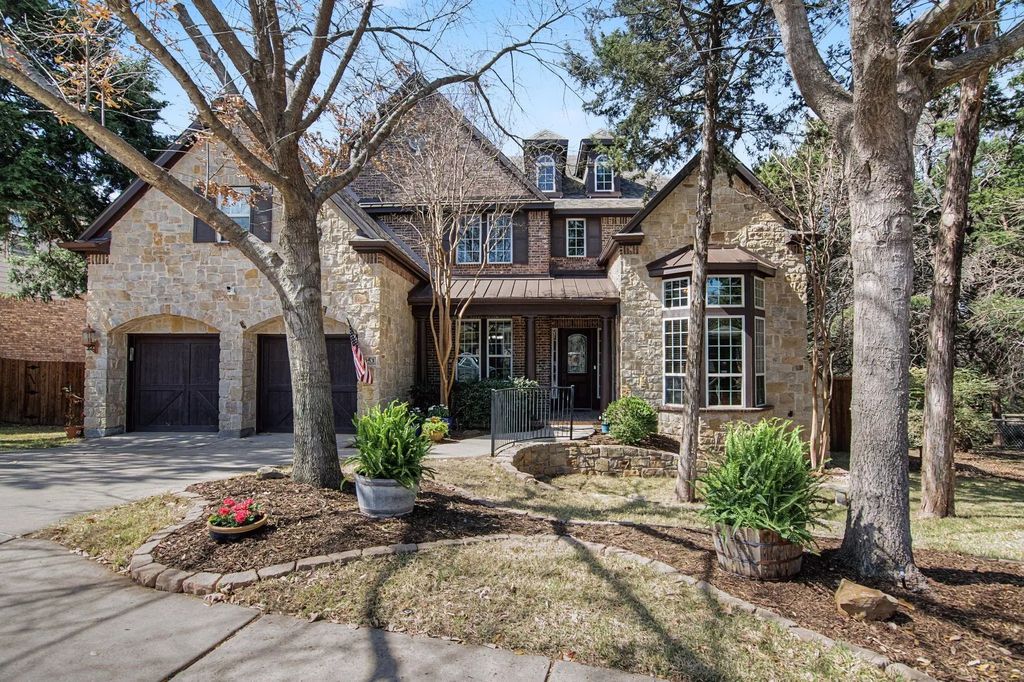 953 Spring Creek Drive, Grapevine