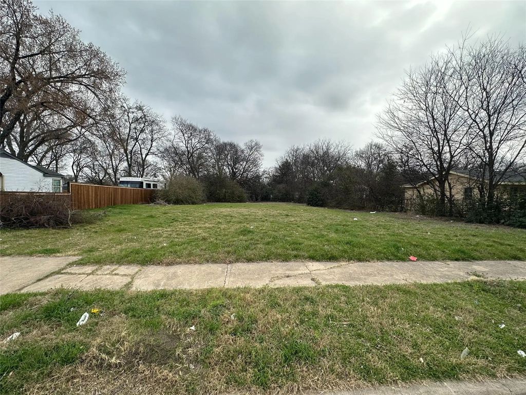 2528 51st Street, Dallas