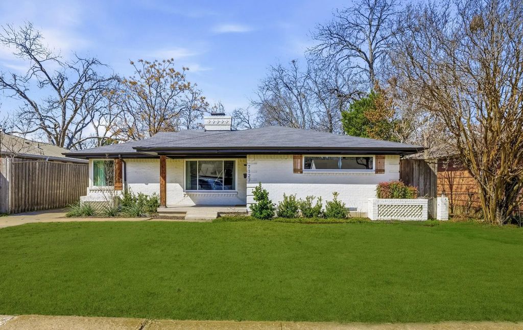 7127 E Mockingbird Lane, Dallas