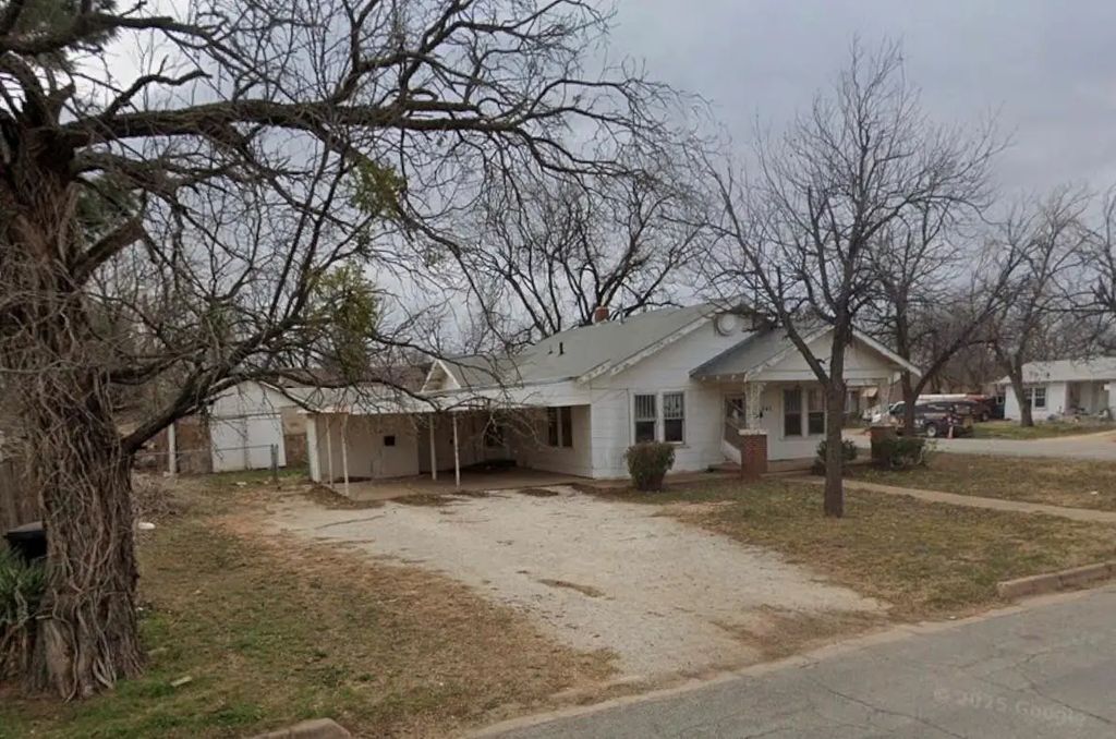 2241 State Street, Abilene