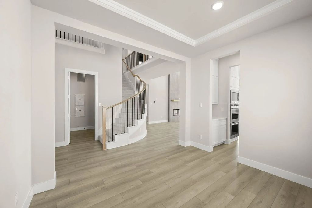 2306 Flock Drive, Mansfield