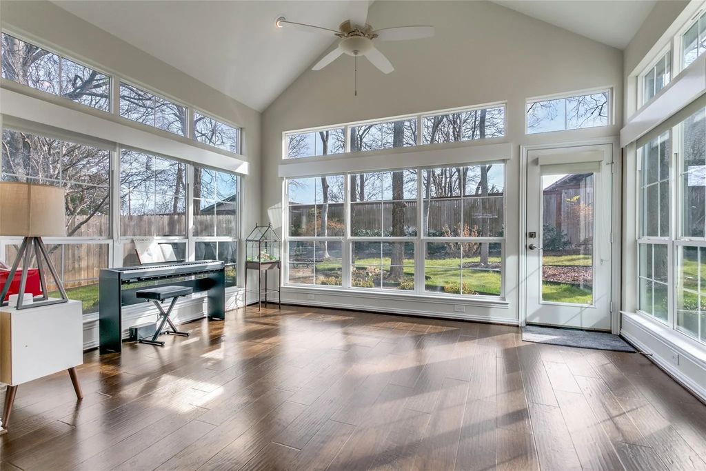 202 Ivy Glen Drive, Grapevine