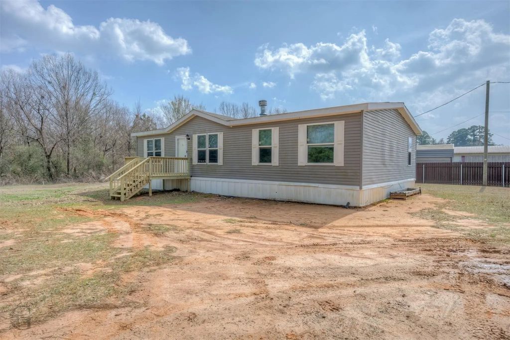 6056 Old Mooringsport Road, Shreveport