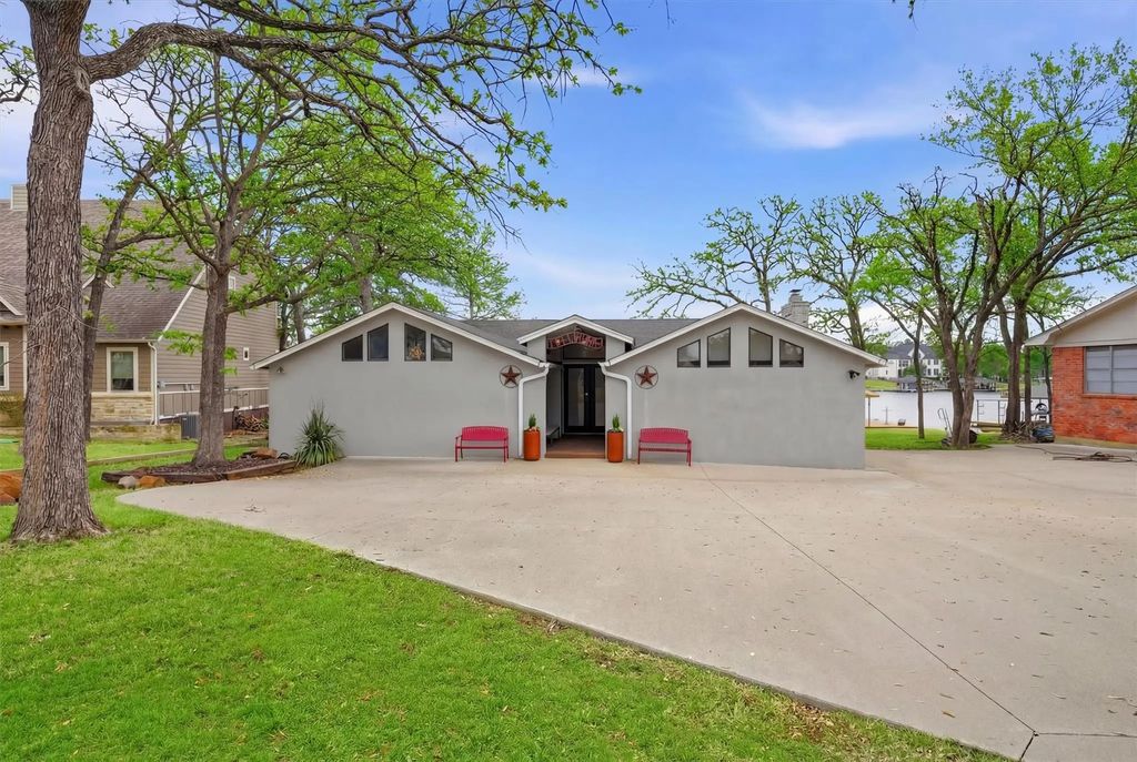 140 Blackfoot Trail, Lake Kiowa
