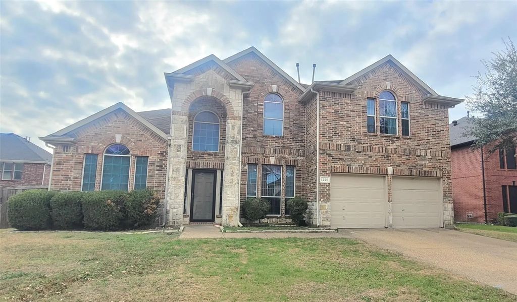 1220 Clover Hill Lane, DeSoto