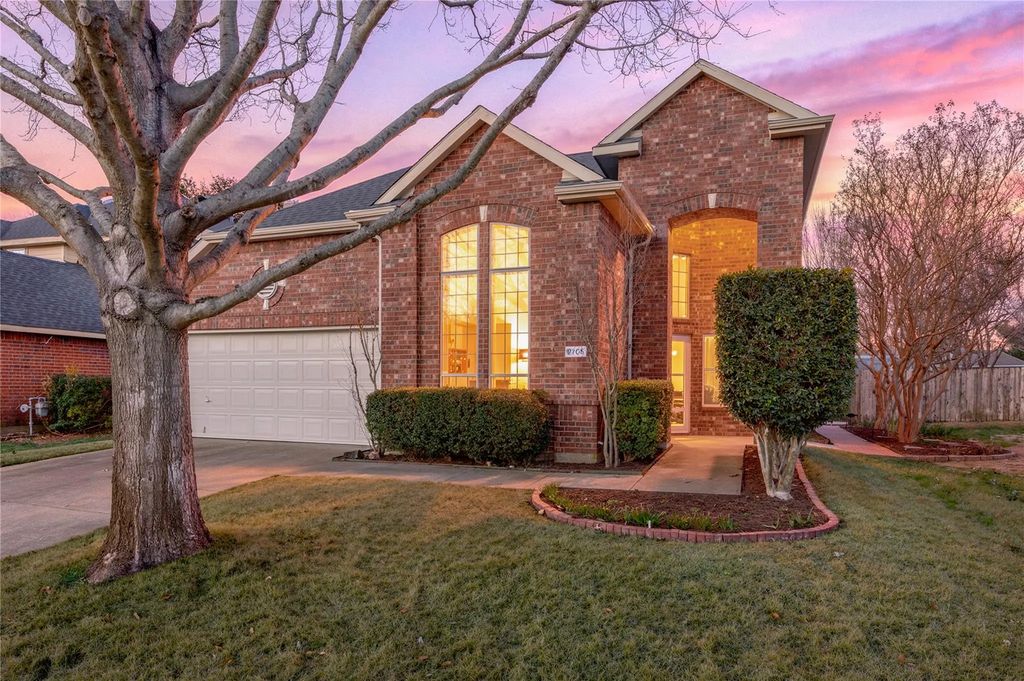 2705 Magnolia Lane, Grapevine
