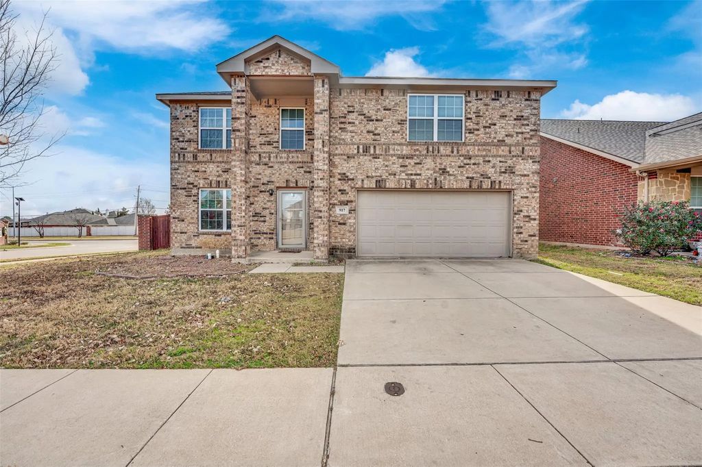 917 Bloomfield Drive, Grand Prairie