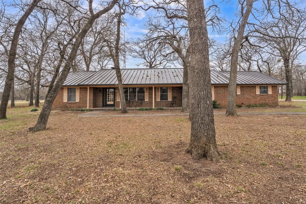 5400 County Road 402, Grandview