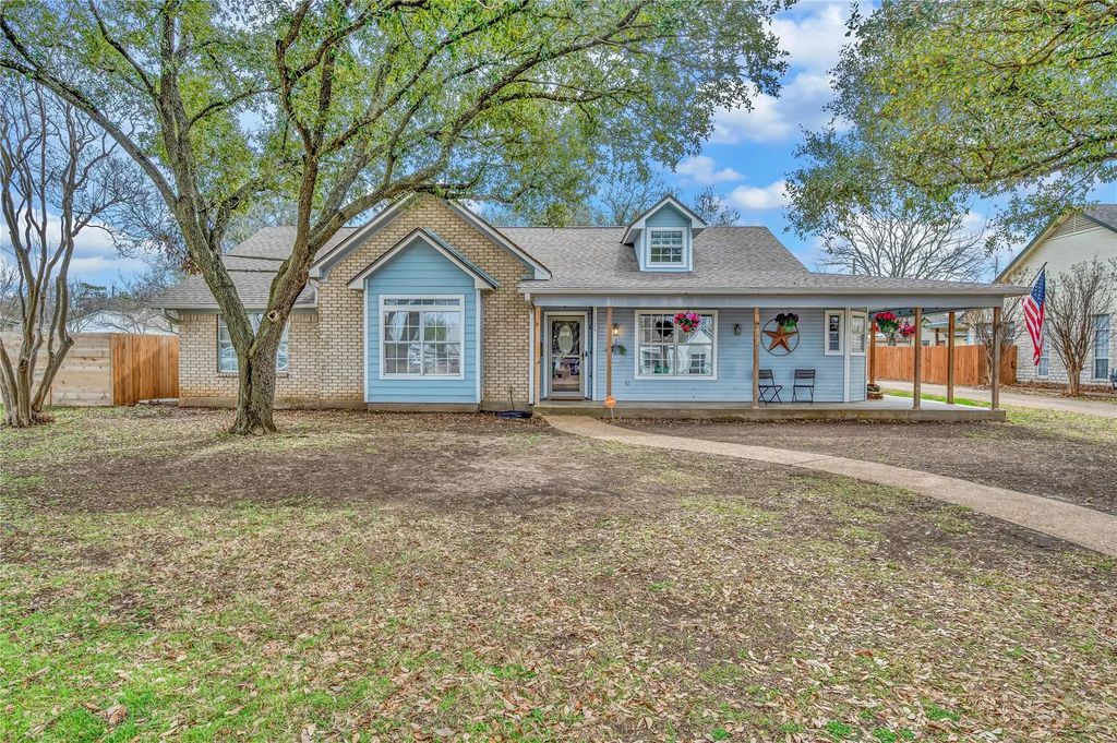 724 W 4th Street, McGregor
