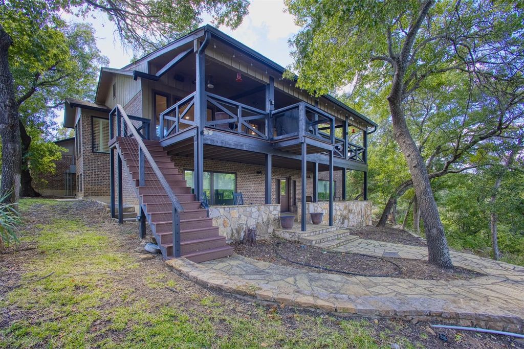 8550 Lakewood Drive, Brownwood