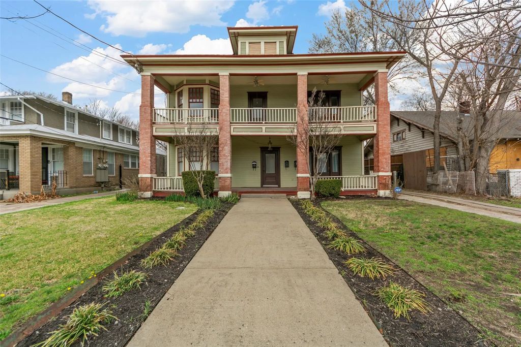 4615 Gaston Avenue, Dallas