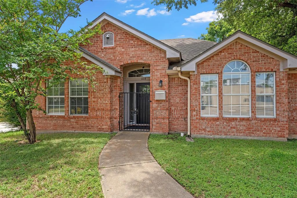 1118 Bagby Avenue, Waco