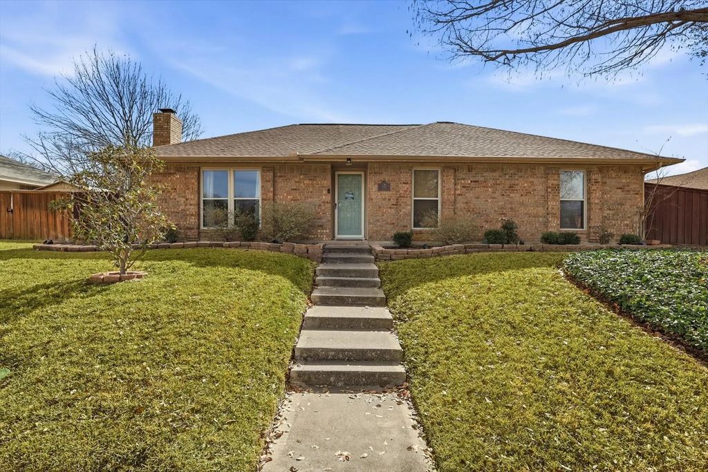 306 Pepperwood Street, Coppell