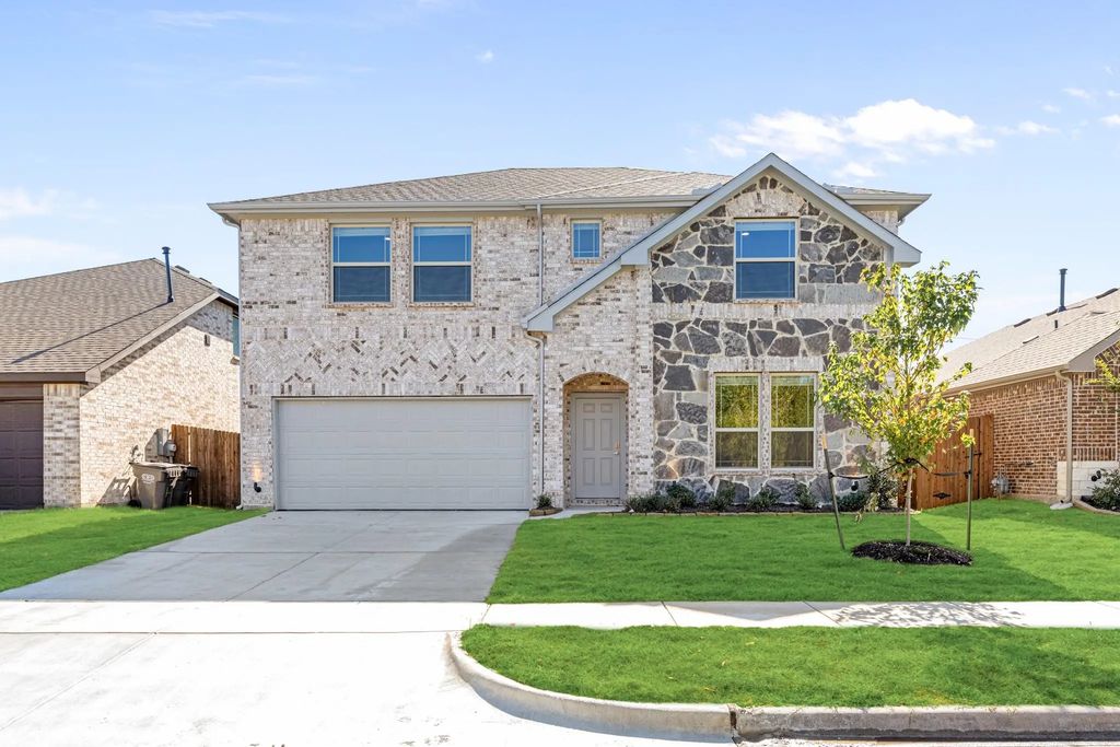 2814 Ocean Drive, Lancaster