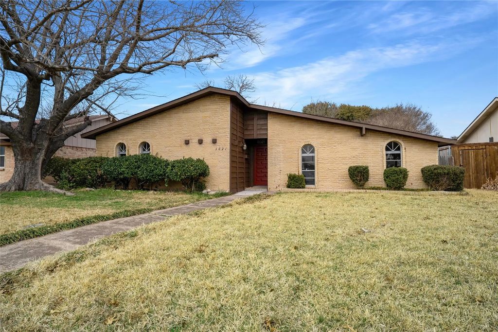 3021 Pinewood Drive, Garland