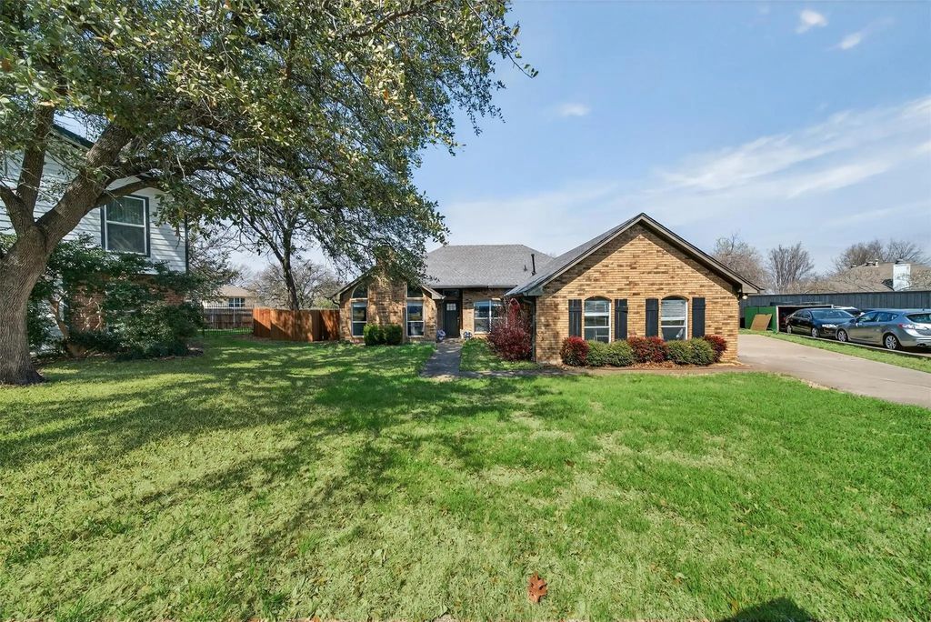 1302 White Wing Court, Southlake