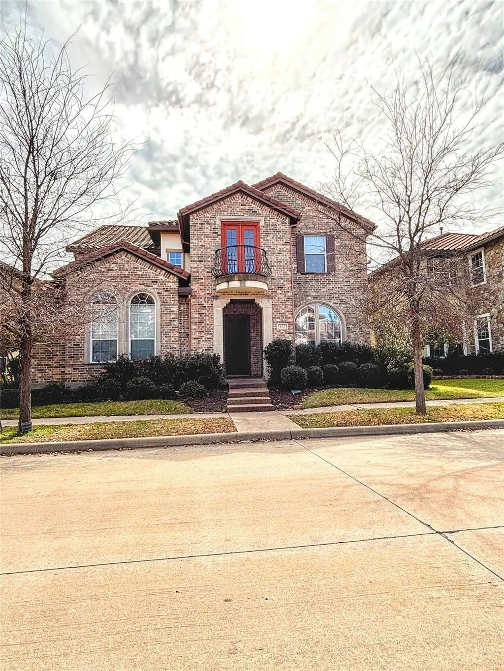 834 San Clemente, Irving