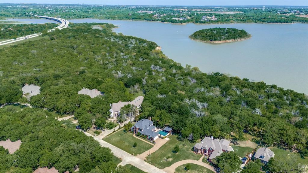 4007 Brooks Court, Highland Village
