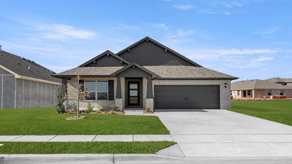 2419 Liberty Crossing Avenue, Royse City
