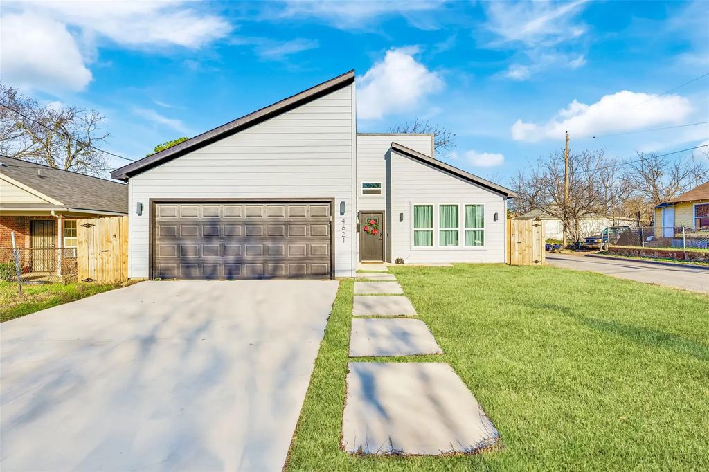 4621 Collins Avenue, Dallas