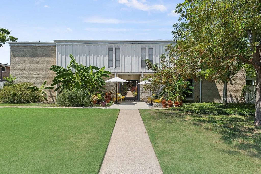 4021 Cole Avenue 206, Dallas