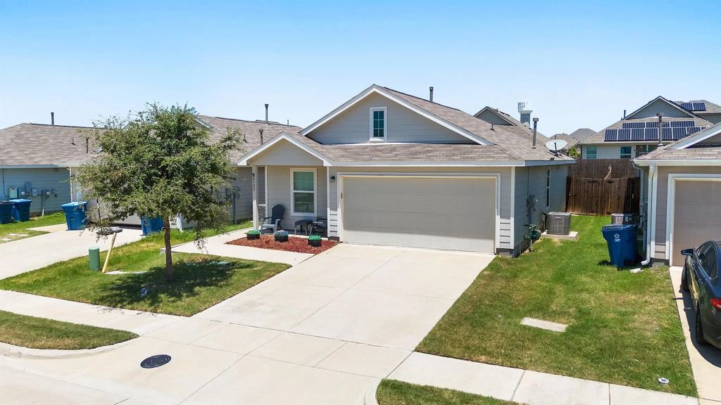4322 Johnstown Lane, Forney