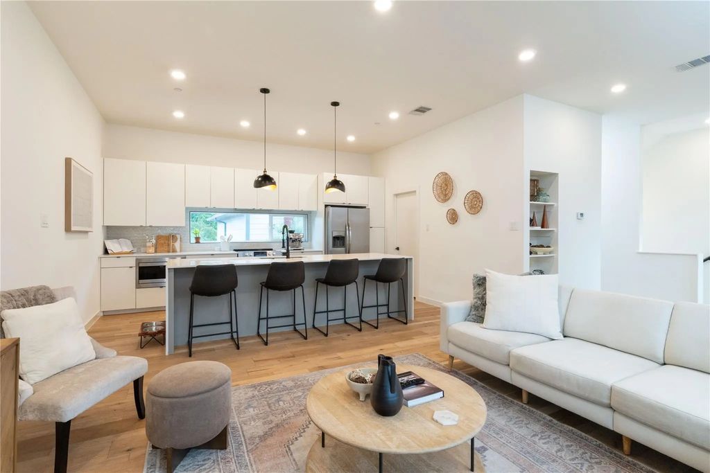 2118 N Carroll Avenue 103, Dallas