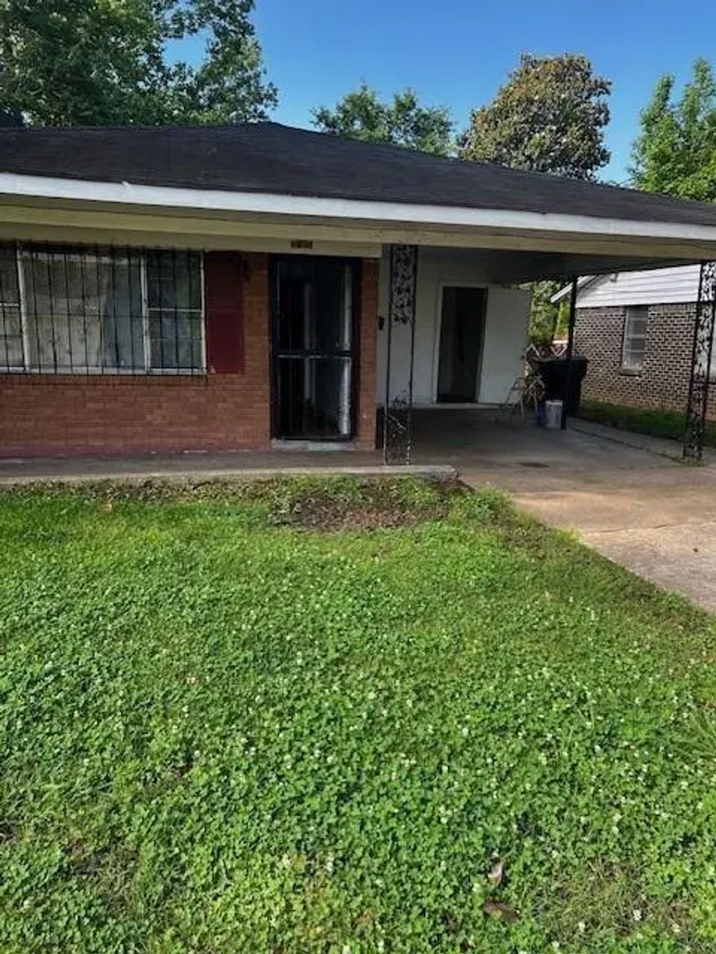 1827 Hickory Street, Shreveport