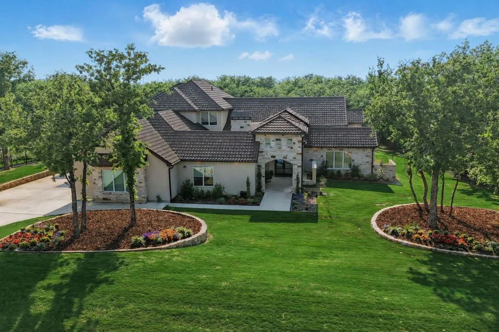 5017 Castellano Court, Flower Mound