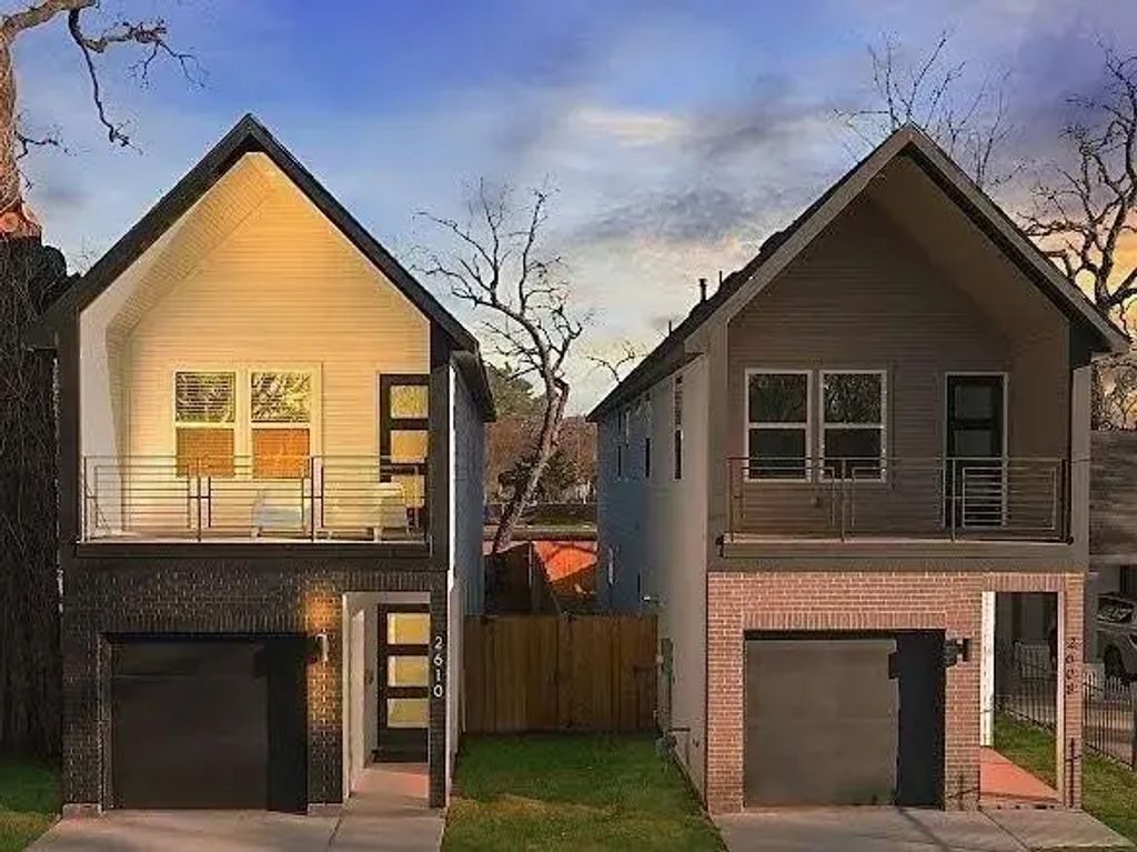 2610 Birmingham Avenue, Dallas